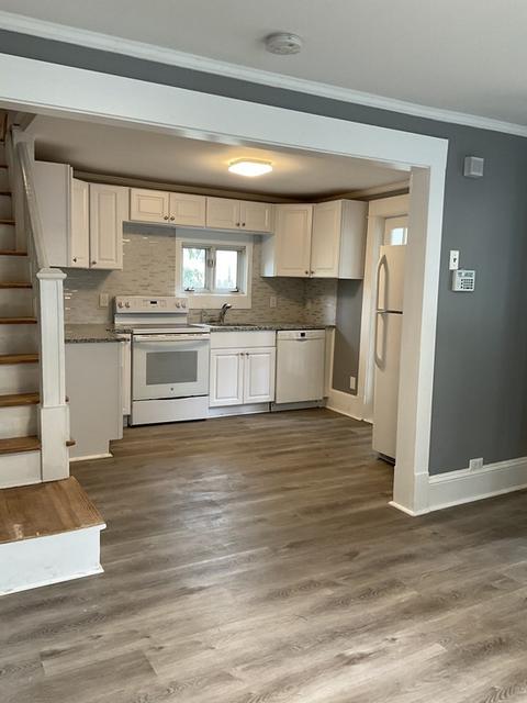 24 Ina St, Springfield, MA 01109 photo 10