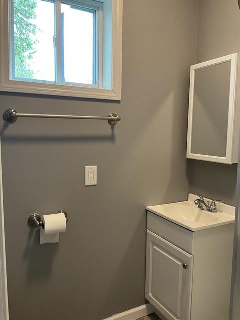 24 Ina St, Springfield, MA 01109 photo 16