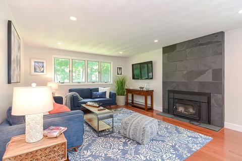22 Irving Rd, Natick, MA 01760 photo 4