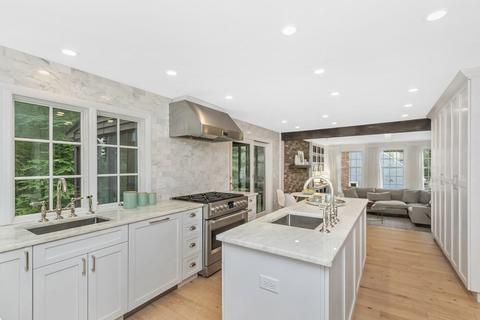 115 Brook Rd, Sharon, MA 02067 photo 2