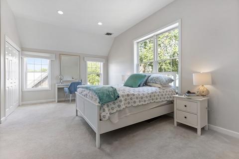 11 Williams St, Hingham, MA 02043 photo 16