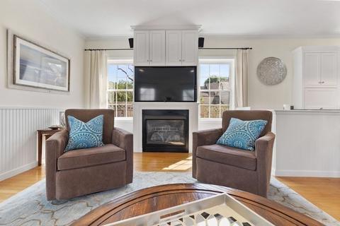 11 Williams St, Hingham, MA 02043 photo 6