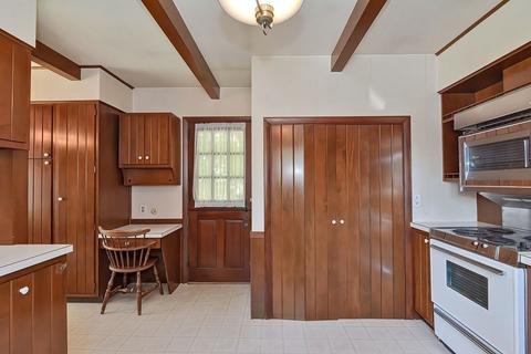369 Florence St, Fall River, MA 02720 photo 15