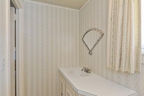 369 Florence St, Fall River, MA 02720 photo 21