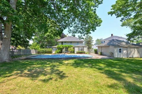 369 Florence St, Fall River, MA 02720 photo 4