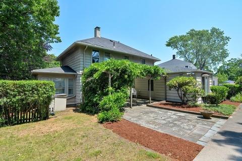 369 Florence St, Fall River, MA 02720 photo 3