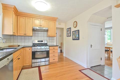 46 Glendale Rd, Sharon, MA 02067 photo 3