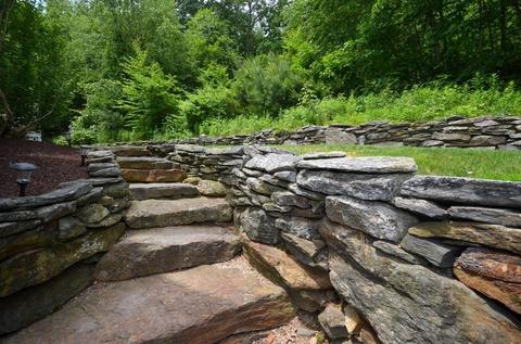 252 W Sutton Rd, Sutton, MA 01590 photo 3