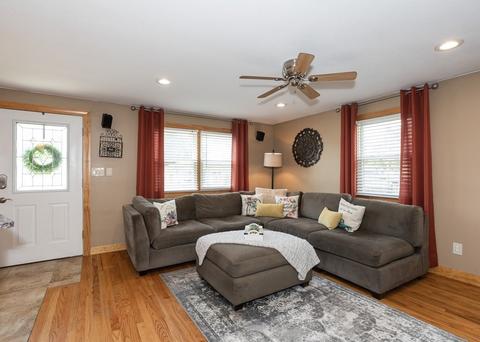 93 Glendale St, Chicopee, MA 01020 photo 7