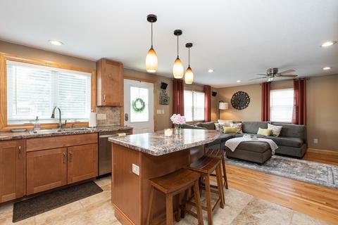 93 Glendale St, Chicopee, MA 01020 photo 15
