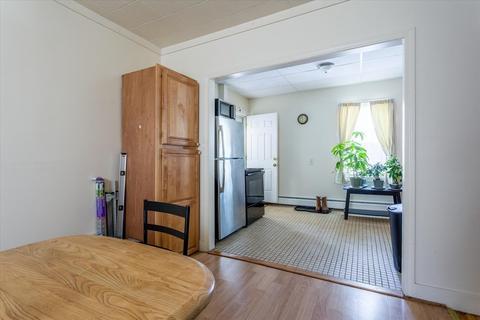 48 Pleasant St, Ware, MA 01082 photo 6