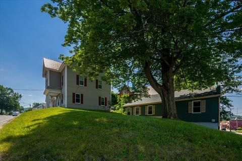 48 Pleasant St, Ware, MA 01082 photo 16
