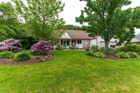 14 Bog Iron Rd, Wareham, MA 02576 photo 2