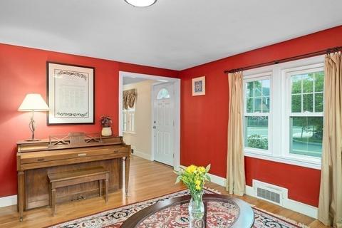 3 Lewis St, Reading, MA 01867 photo 15