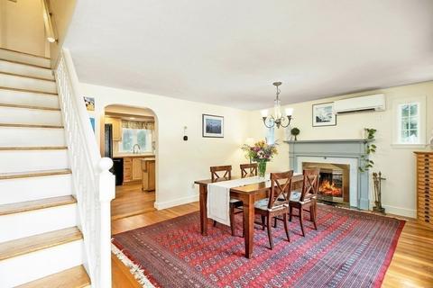 3 Lewis St, Reading, MA 01867 photo 12