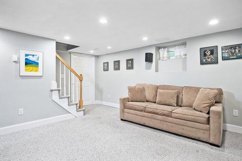 3 Lewis St, Reading, MA 01867 photo 24