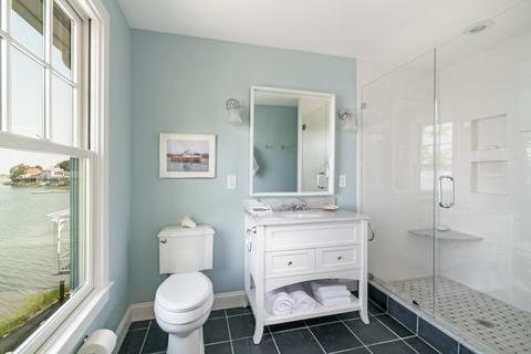 105 Hampton Cir, Hull, MA 02045 photo 13
