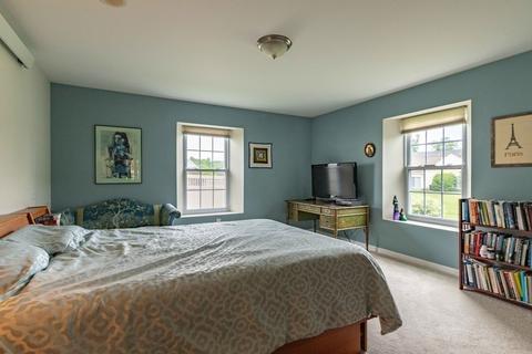 33 Treehouse Cir, Easthampton, MA 01027 photo 16