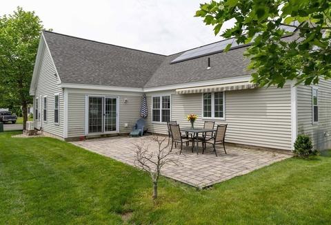 33 Treehouse Cir, Easthampton, MA 01027 photo 3