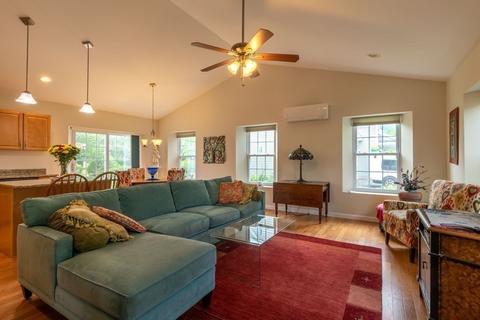 33 Treehouse Cir, Easthampton, MA 01027 photo 6