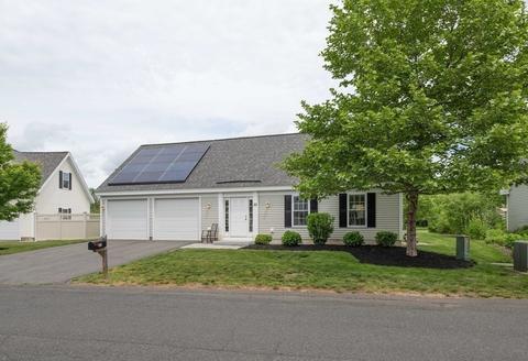 33 Treehouse Cir, Easthampton, MA 01027 photo 24