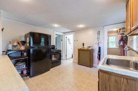 196 West St, Reading, MA 01867 photo 32