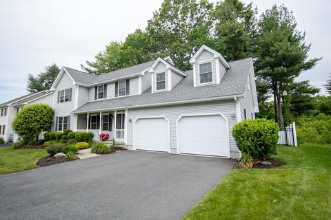 38 Barrington Dr, Springfield, MA 01129 photo 3
