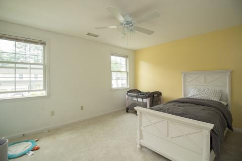 38 Barrington Dr, Springfield, MA 01129 photo 28