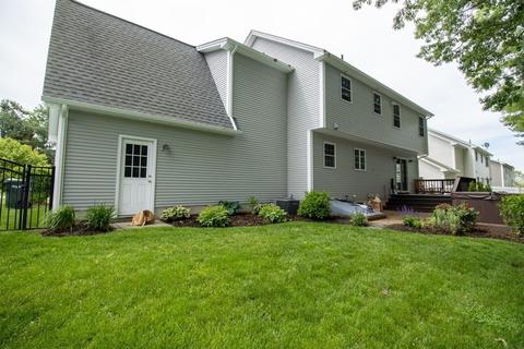 38 Barrington Dr, Springfield, MA 01129 photo 41