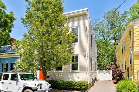 14 Wright St, Cambridge, MA 02138 photo 1