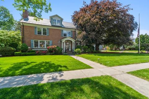141 Coolidge Rd, Worcester, MA 01602 photo 2