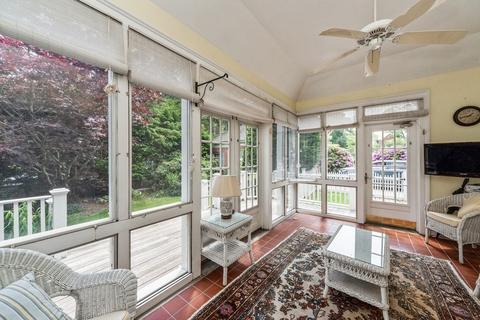 141 Coolidge Rd, Worcester, MA 01602 photo 7