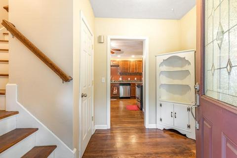 41 Mower St, Worcester, MA 01602 photo 5