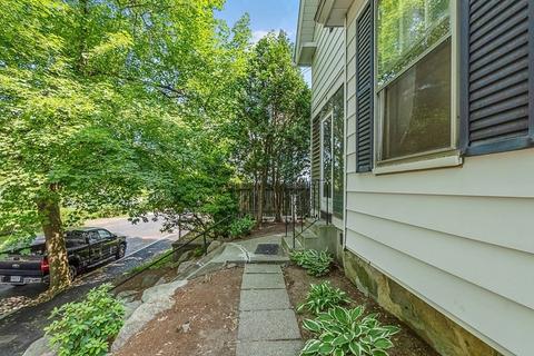 41 Harold St, Worcester, MA 01604 photo 38