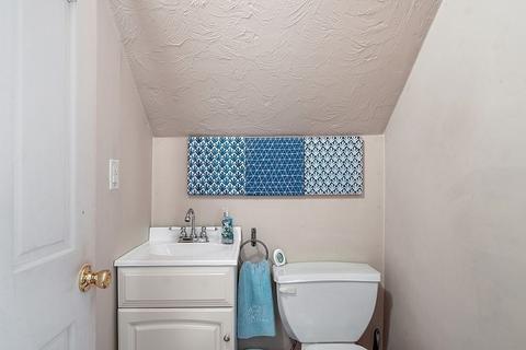 41 Harold St, Worcester, MA 01604 photo 19