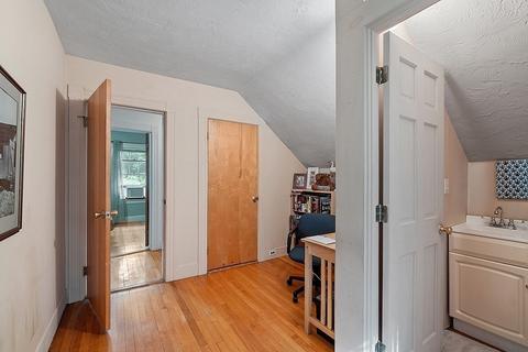 41 Harold St, Worcester, MA 01604 photo 17