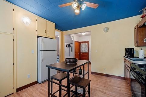 41 Harold St, Worcester, MA 01604 photo 5