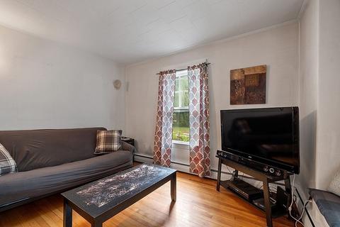 41 Harold St, Worcester, MA 01604 photo 9