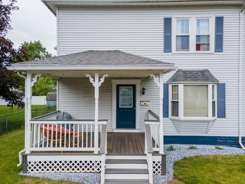 49 Mt Tom Ave, Easthampton, MA 01027 photo 3