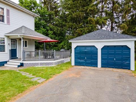 49 Mt Tom Ave, Easthampton, MA 01027 photo 2