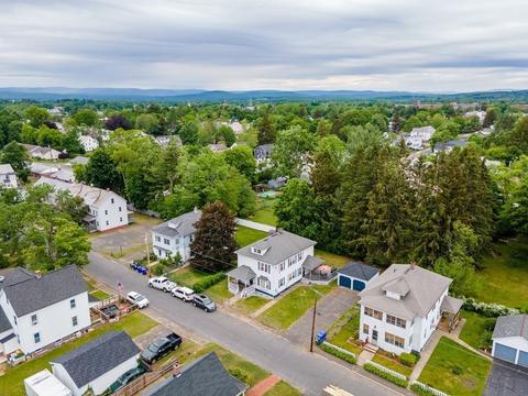 49 Mt Tom Ave, Easthampton, MA 01027 photo 11