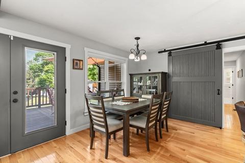 33 School St, Upton, MA 01568 photo 8