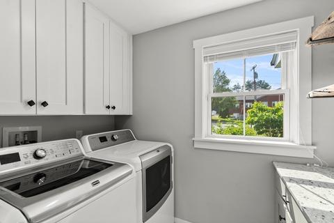 33 School St, Upton, MA 01568 photo 16