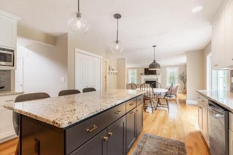 13 Thayer Rd, Mendon, MA 01756 photo 10