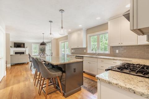 13 Thayer Rd, Mendon, MA 01756 photo 9