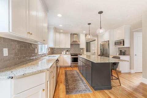13 Thayer Rd, Mendon, MA 01756 photo 12