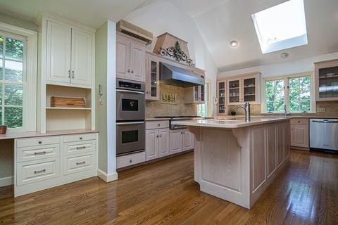 2 Windham Ln, Beverly, MA 01915 photo 9