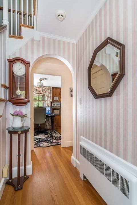 10 Berkeley Rd, Wellesley, MA 02482 photo 11