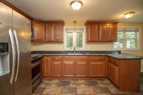 139 Fox Hill Rd, Springfield, MA 01118 photo 9