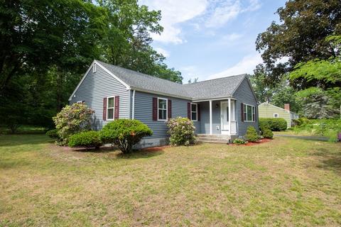139 Fox Hill Rd, Springfield, MA 01118 photo 2